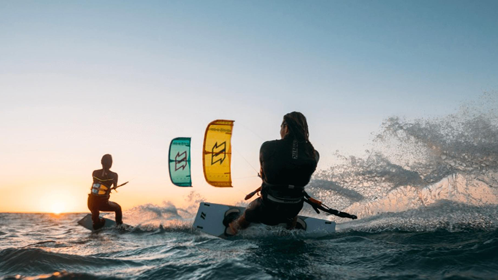 Kitesurfing
