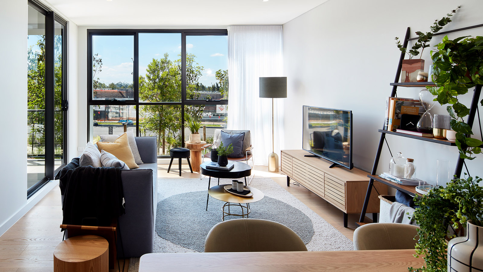 Ed.Square Apartment